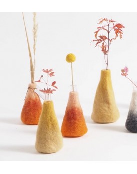 Vase en laine M