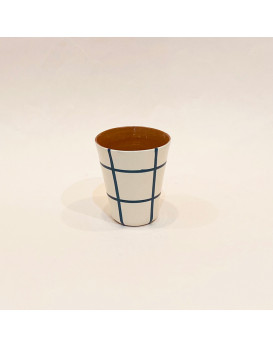 Tasse conique à carreaux
